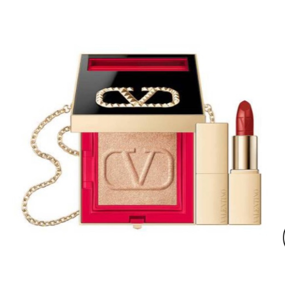 Valentino Go-Clutch Highlighter & Mini Lipstick- limited edition,removable chain